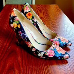 Nine West Floral Heels 8.5 M